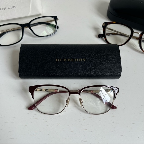 Bundle of Reading Glasses - Picture 4 of 10